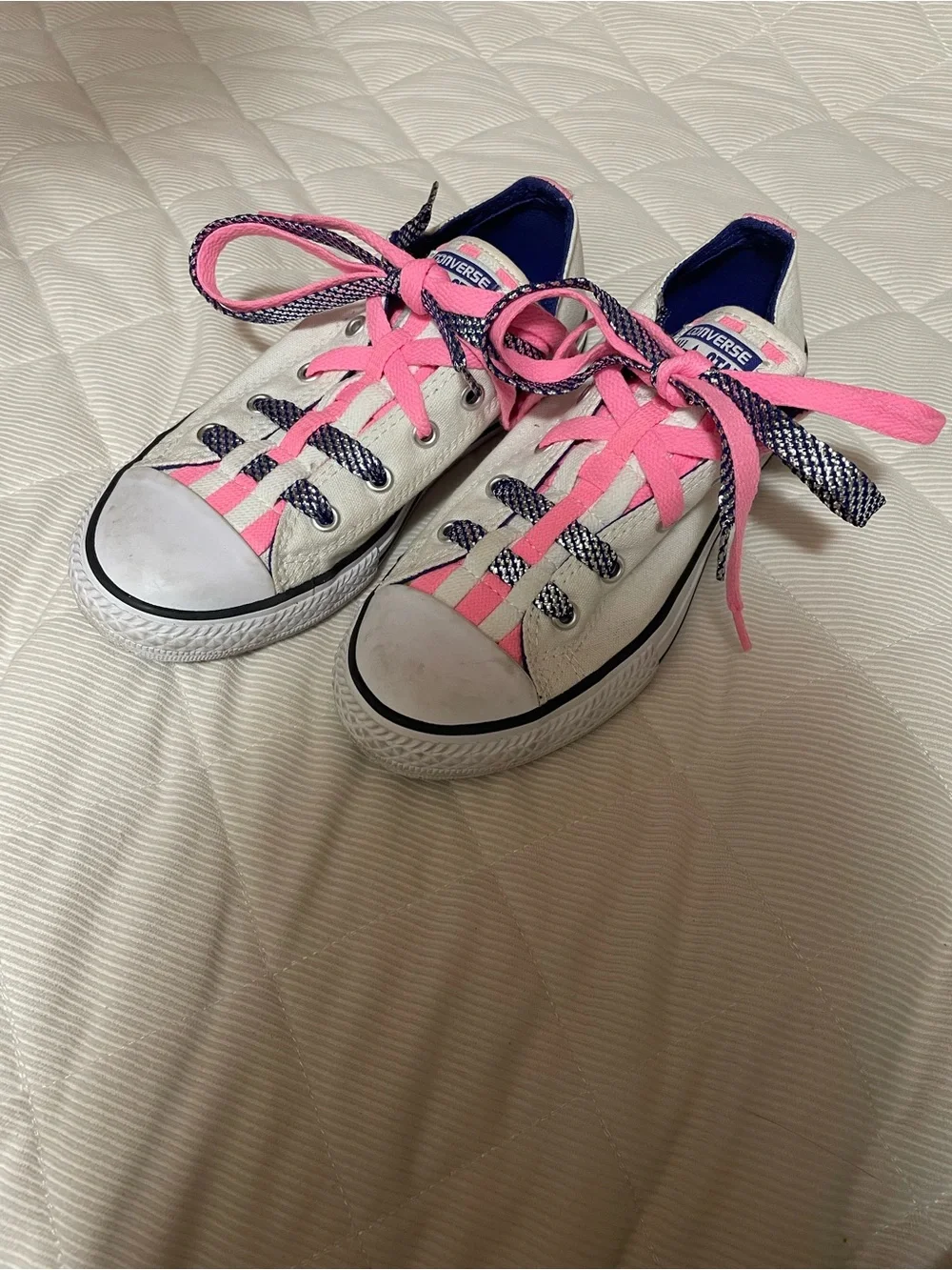 Converse Kids Low Top Sneakers in White, Pink and Navy